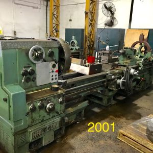 horizontal lathe -manual